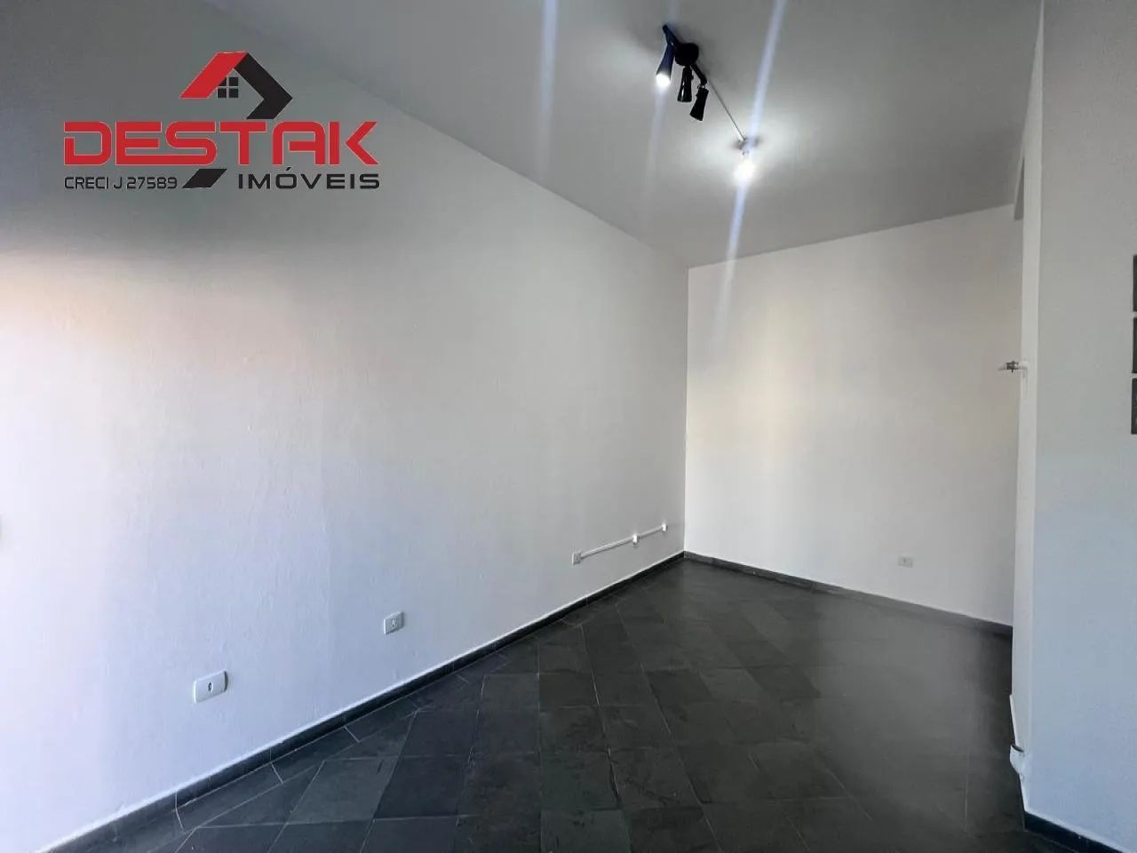 Sala Comercial Para Locacao Na Vila Isabel Eber Em Jundiai/sp. - Foto 4