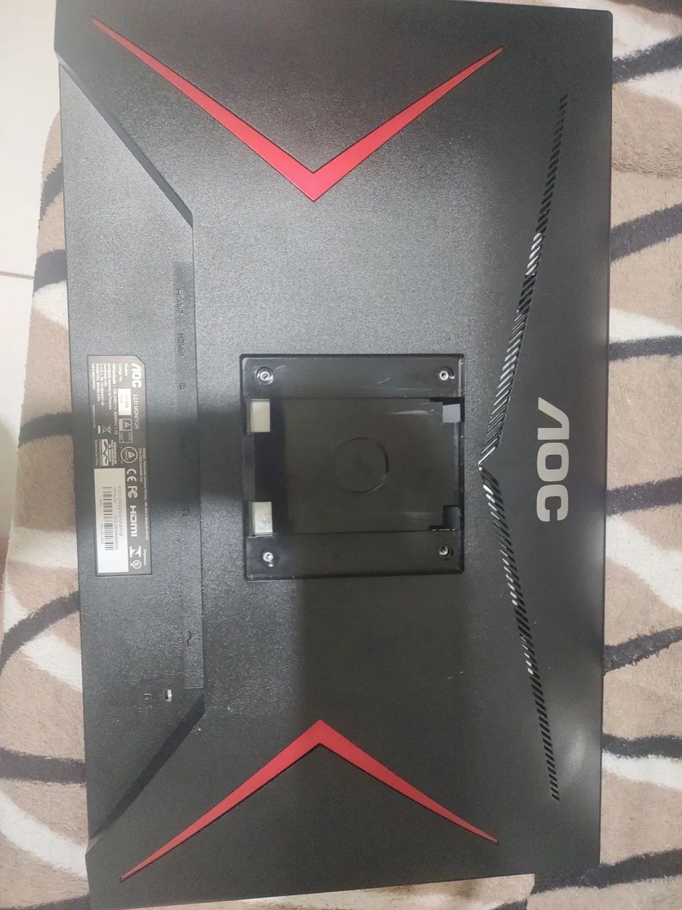 Monitor Gamer AOC 24G2SE 24" 165hz - retirada de peças 