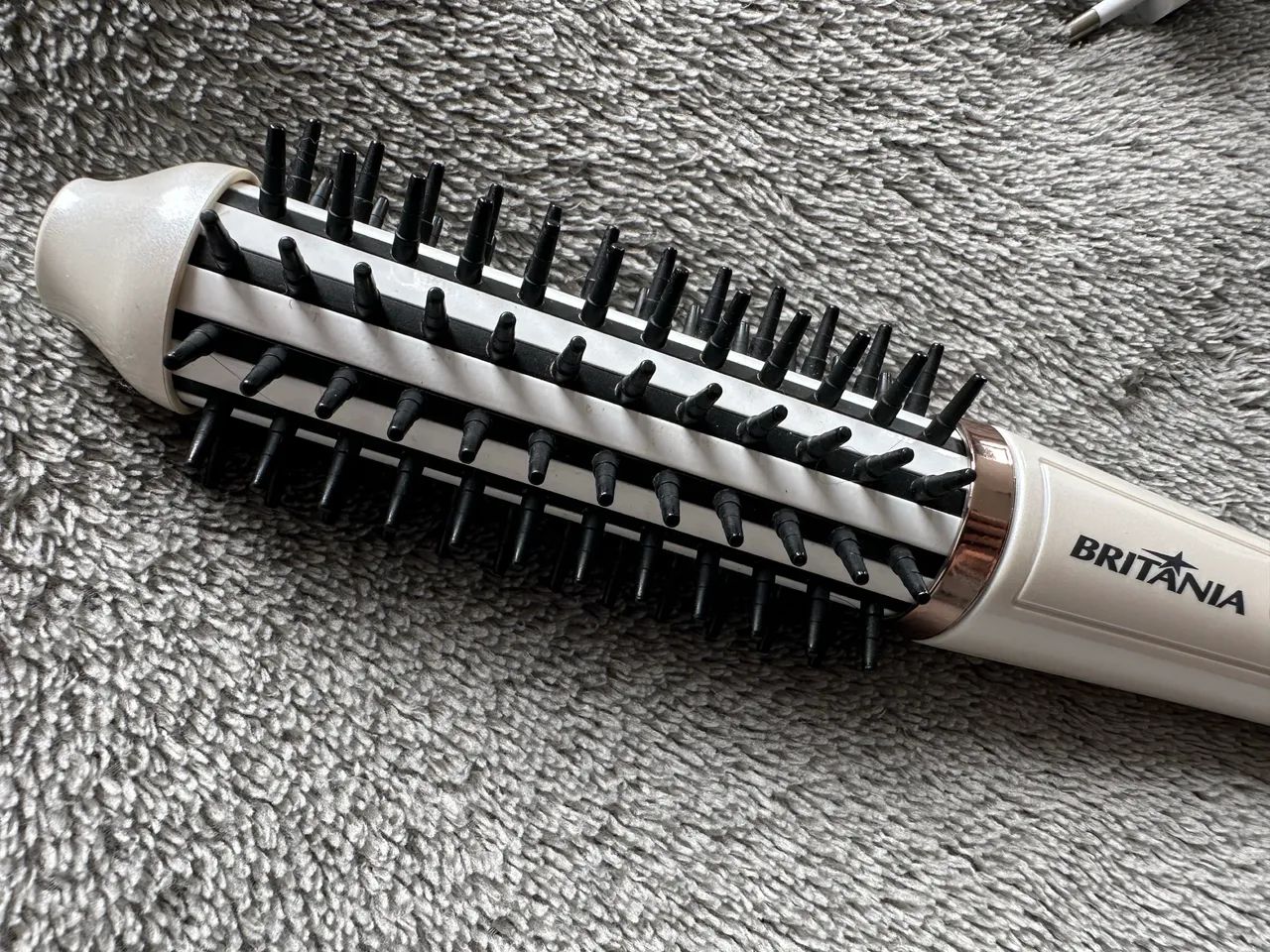 Escova Modeladora Britania Bivolt - Foto 3