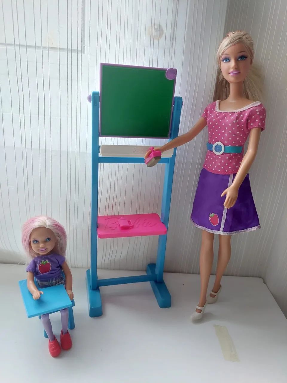 Boneca Barbie Escola + Chelsea 