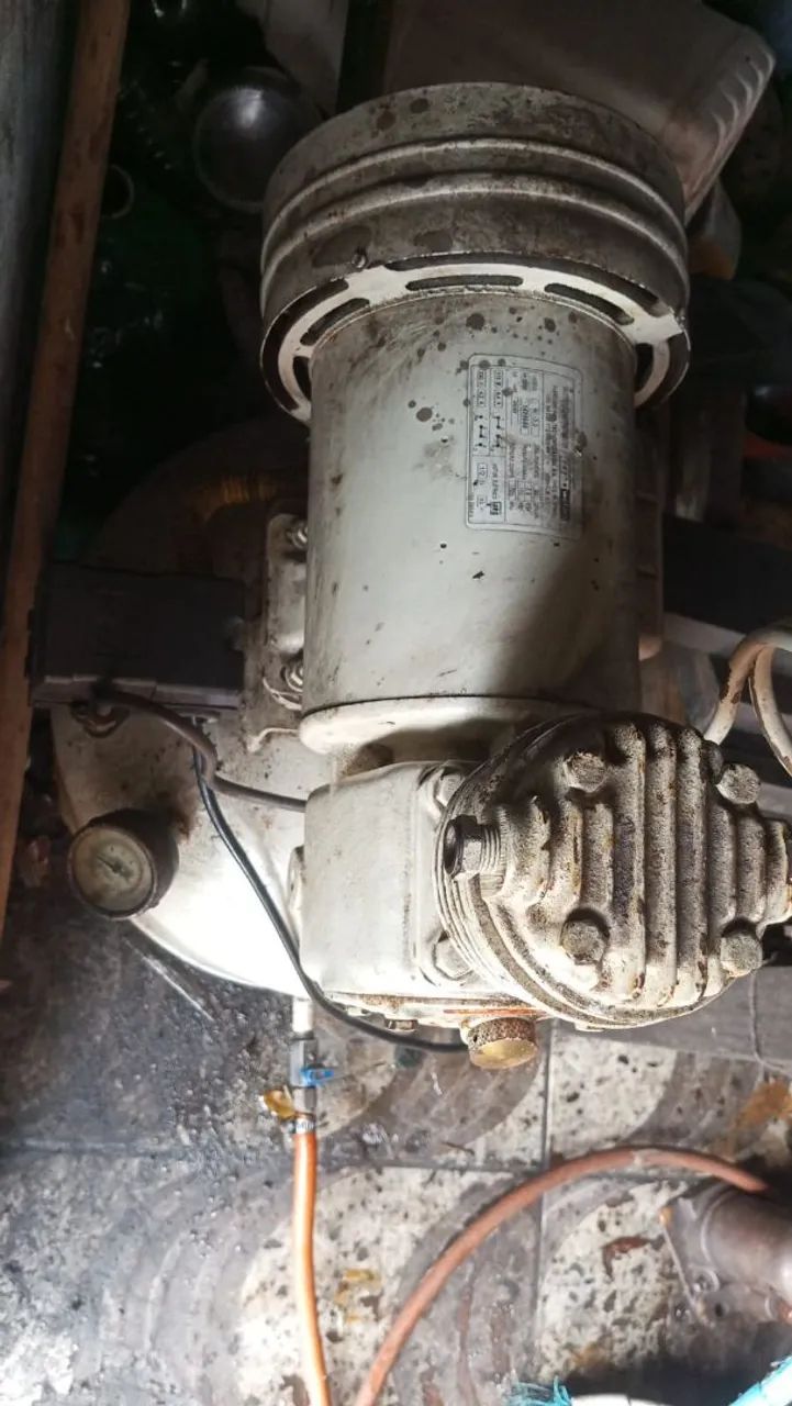 Compressor 65735643863939125
