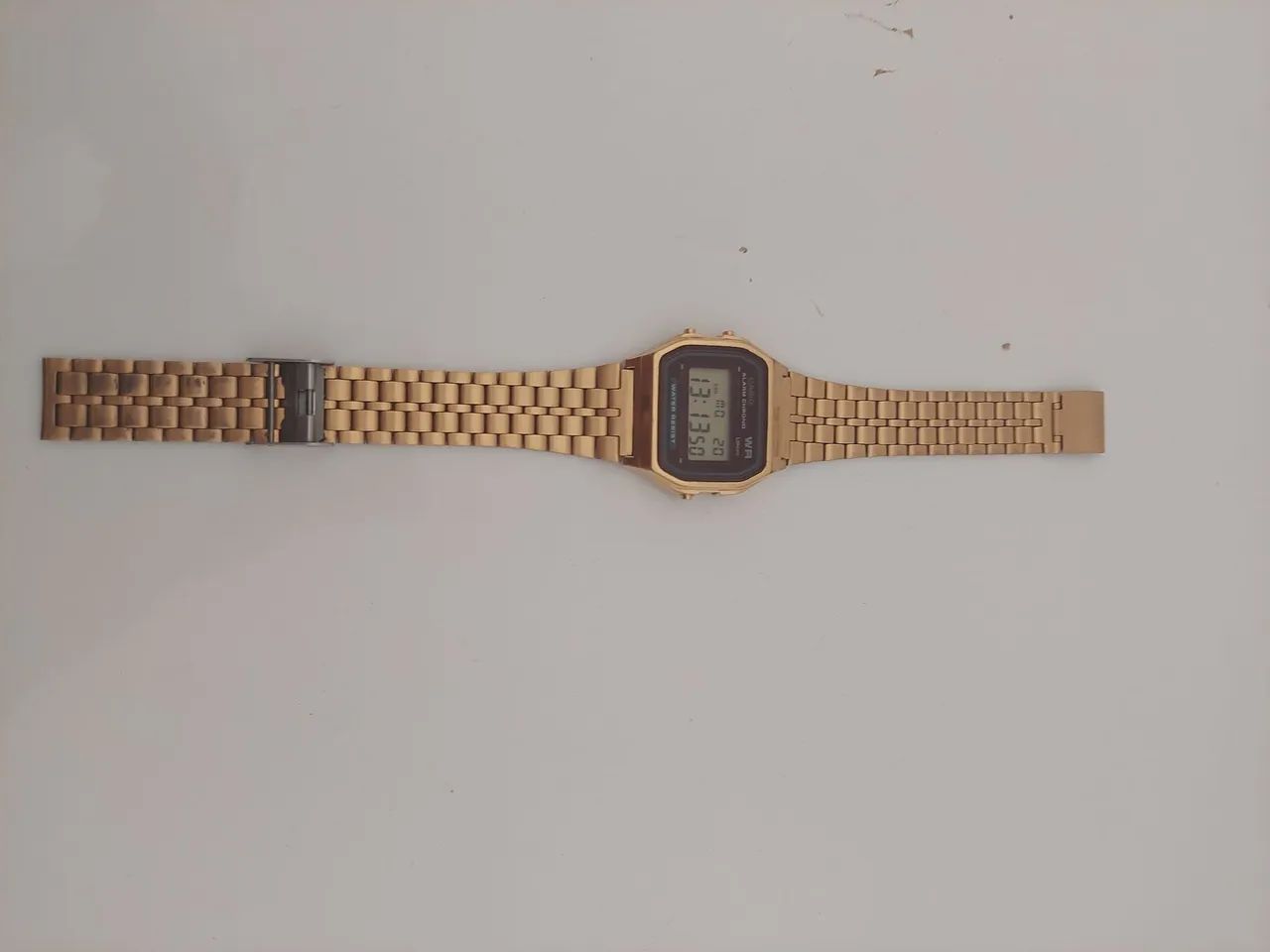 RELÓGIO CASIO VINTAGE DOURADO E VINHO NUNCA USADO!!!! - Foto 2