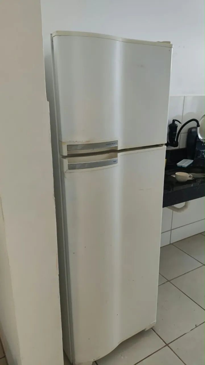 Geladeira em Perfeito funcionamento  - Foto 5