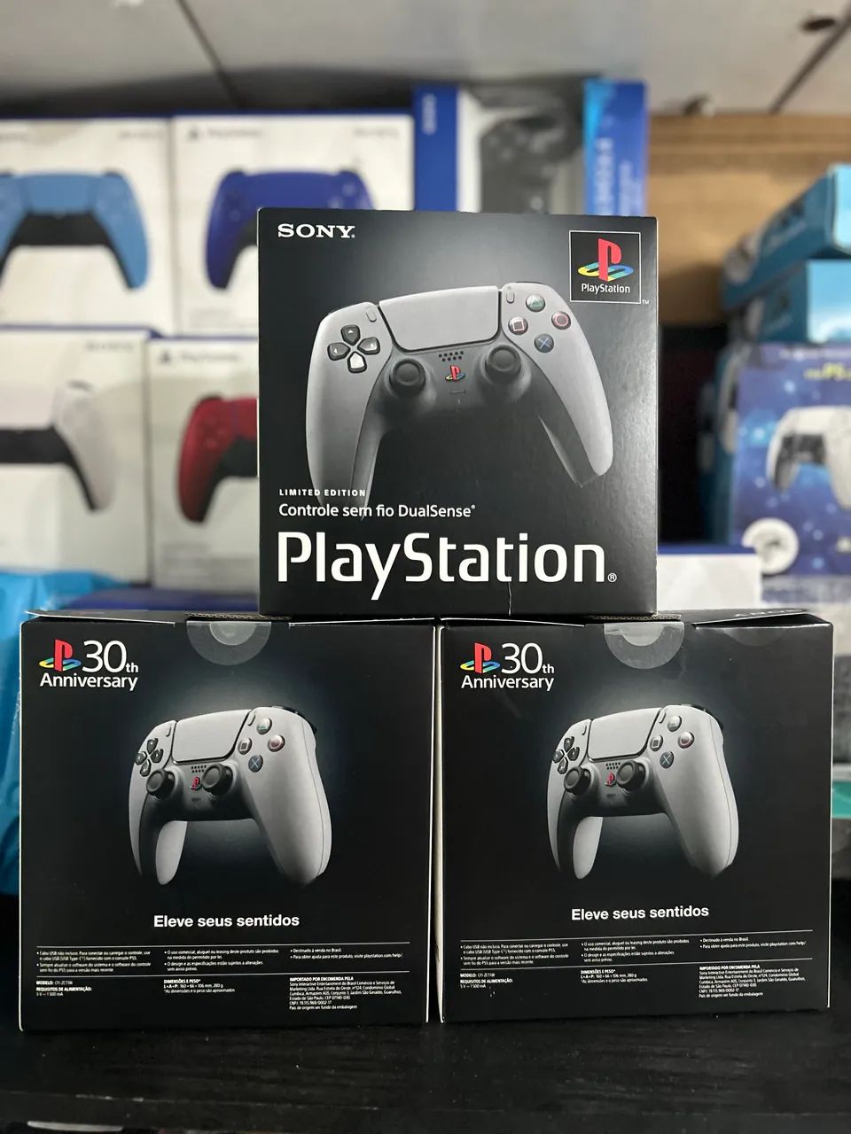 Controle DualSense PS5 Limited Edition - Homenagem ao PlayStation Original (PS1 Cinza) - Foto 2