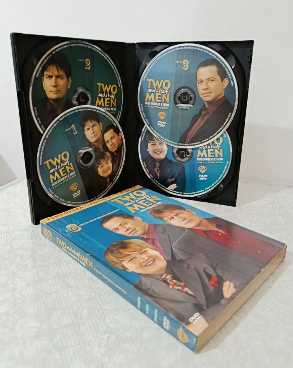 Box DVDs Two And A Half Men - Dois Homens e Meio 6° Temporada, 4