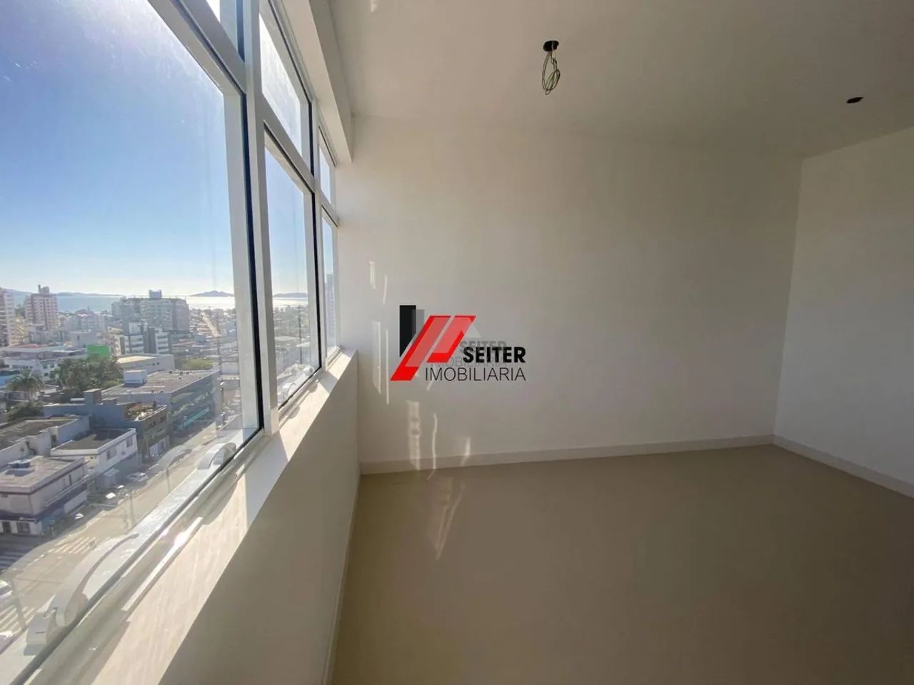 Sala comercial para alugar no estreito - Foto 2