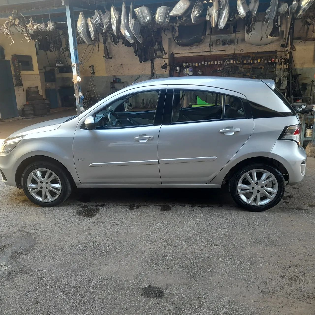 Chevrolet Agile LTZ 1.4 MPFI 8V FLEXPOWER 5P 2014