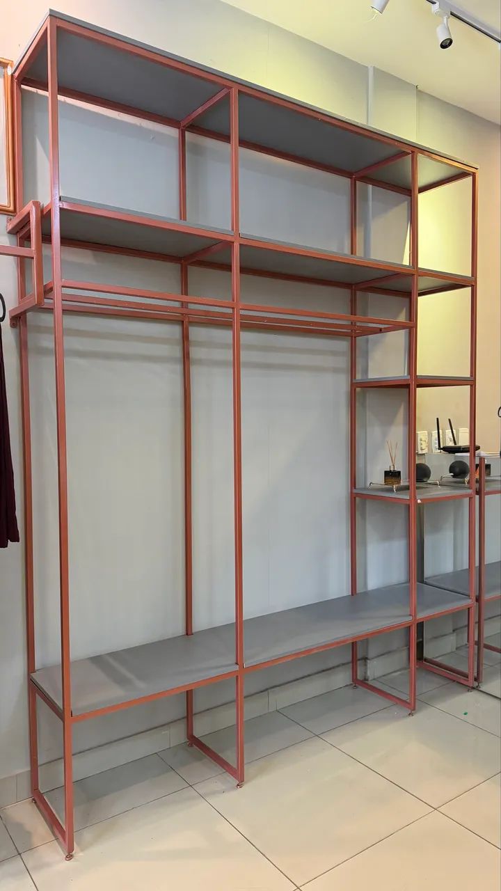 Móveis loja/ Closet  araras, poltronas etc..  - Foto 5