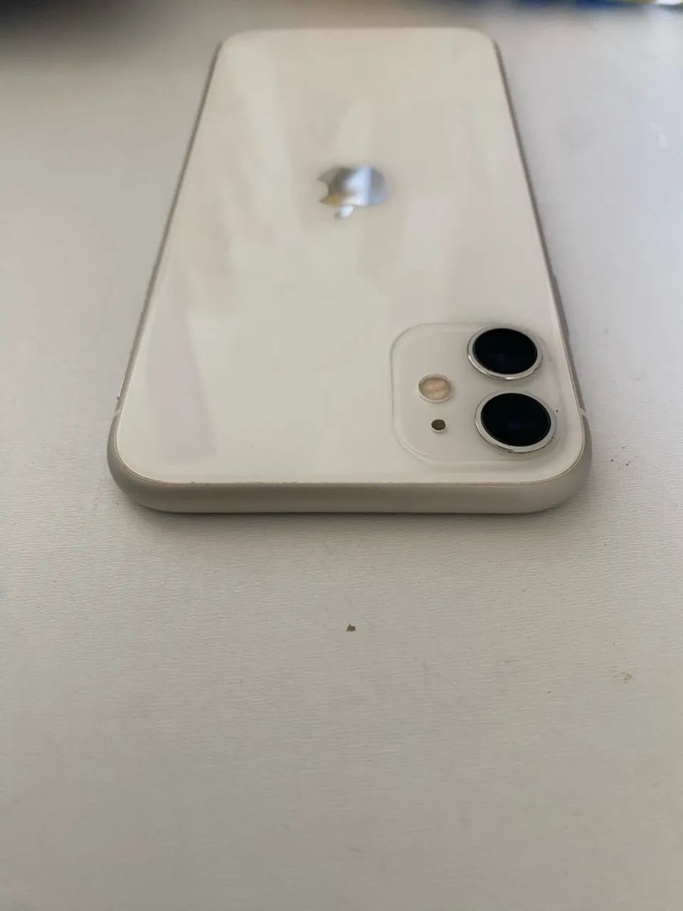 iPhone 11 branco 64gb  - Foto 2