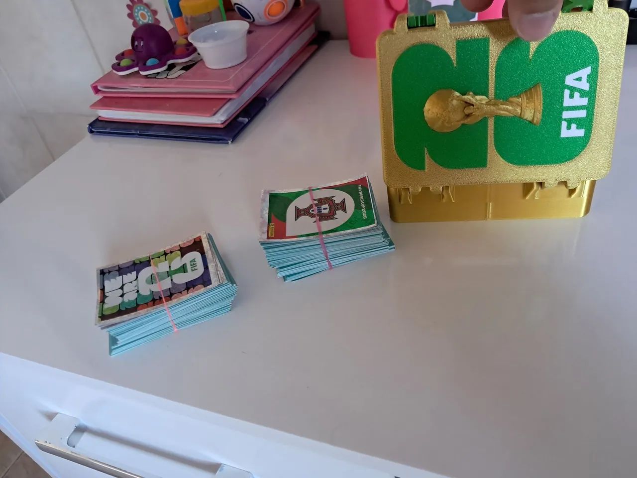 Troco ou vendo figuras da copa.  - Foto 2