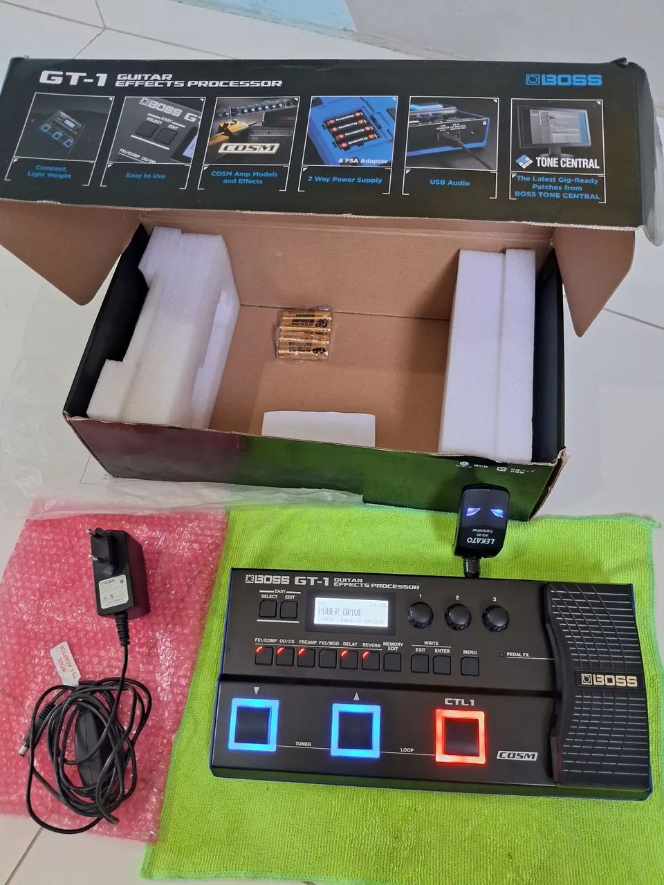 Pedaleira Boss GT-1( Nova )+ fonteoriginal  effects processor  - Foto 2