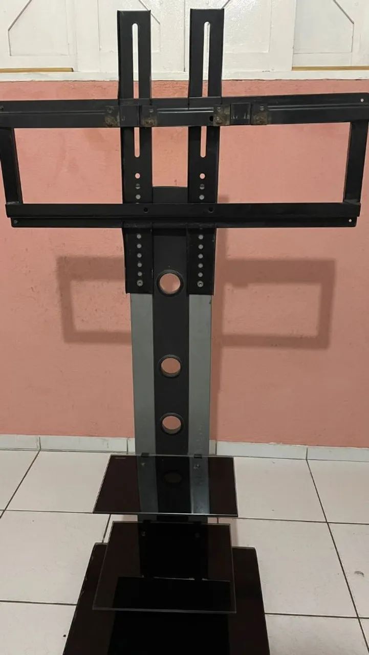 Vendo suporte de tv com prateleiras