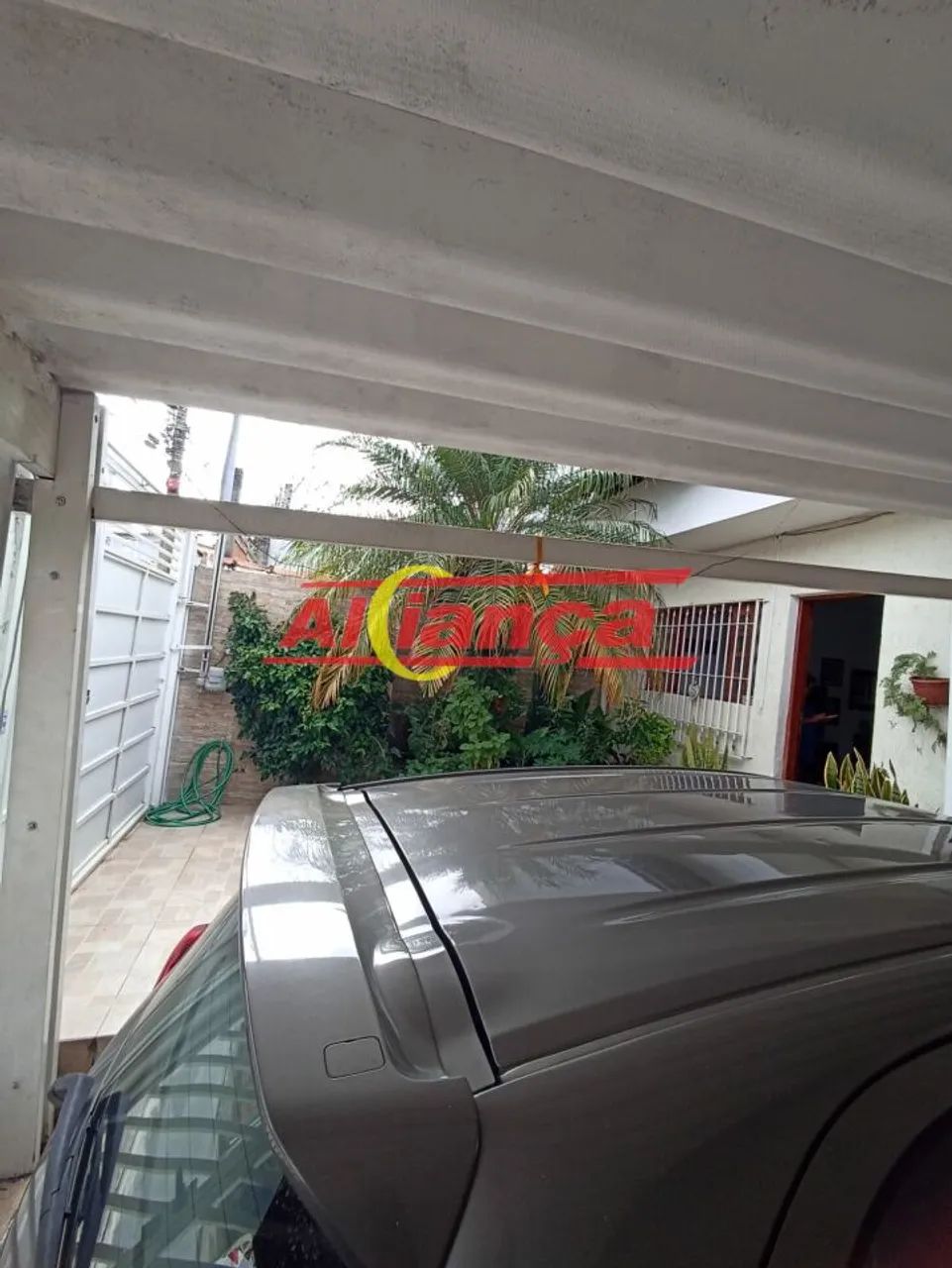 Casa térrea com 3 quartos e 5 Vagas, 250 m² - Continental - Foto 5