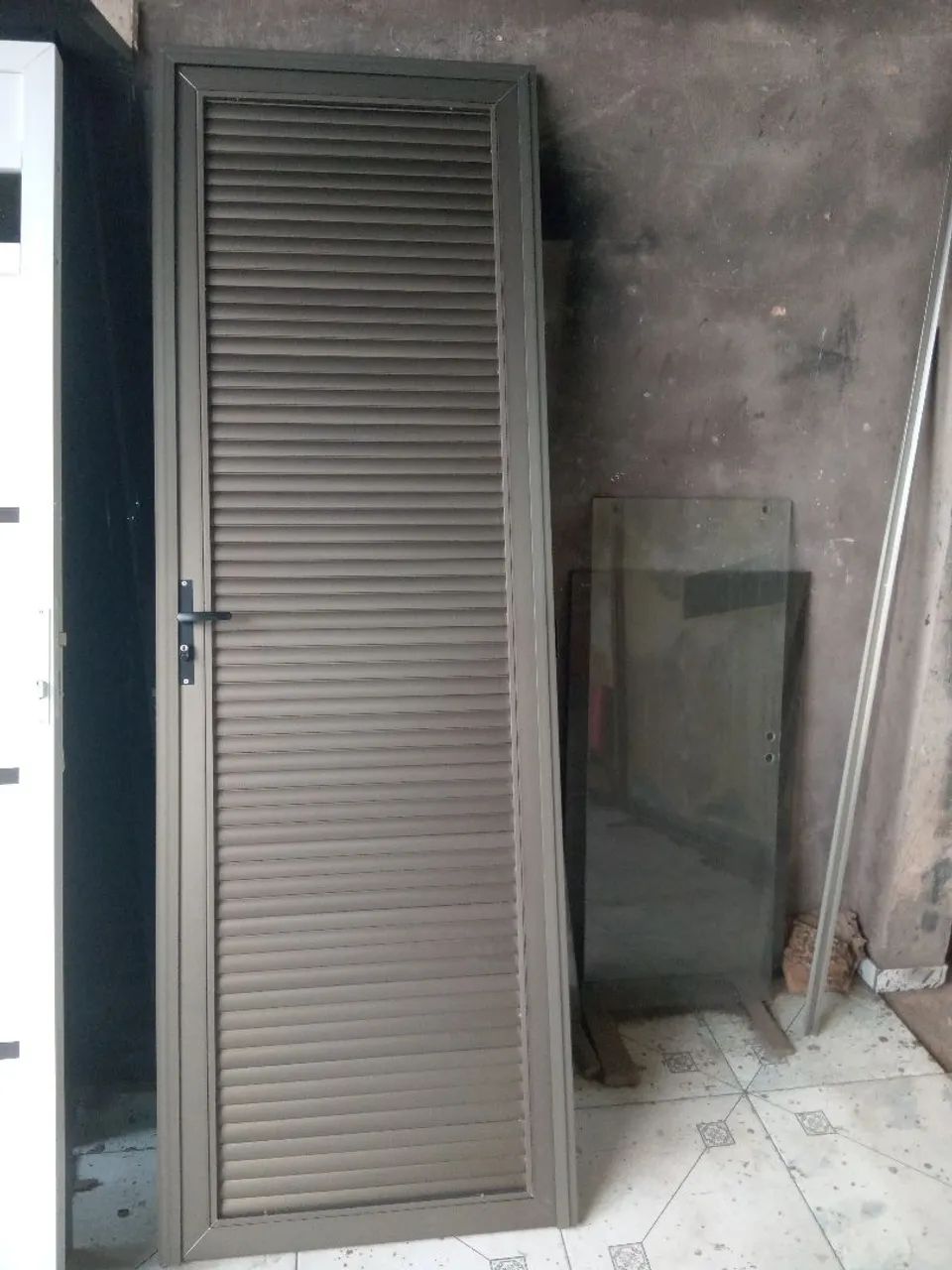 Porta é portões  - Foto 2