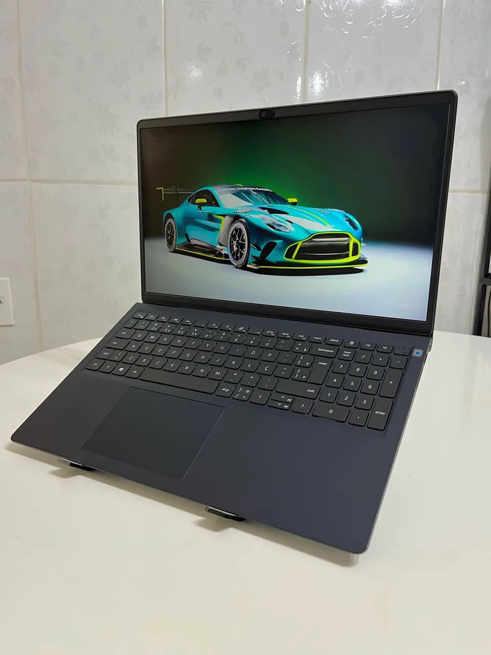 DELL Ryzen 7-5700 12GB 15.6インチ オフィス永続 NOTEBOOK DELL RYZEN 7, 12GB RAM, PLACA VEGA 10, COM LEITOR DE