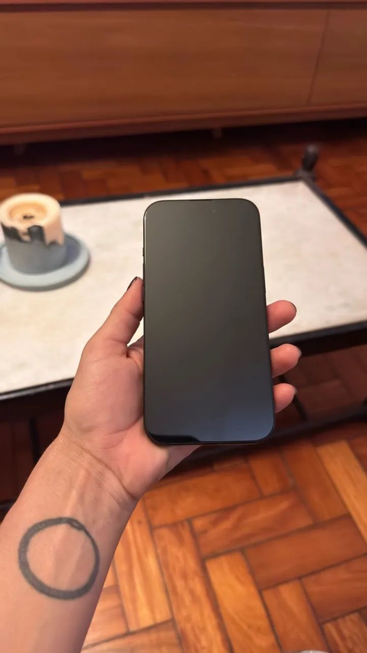 iPhone 15 256gb