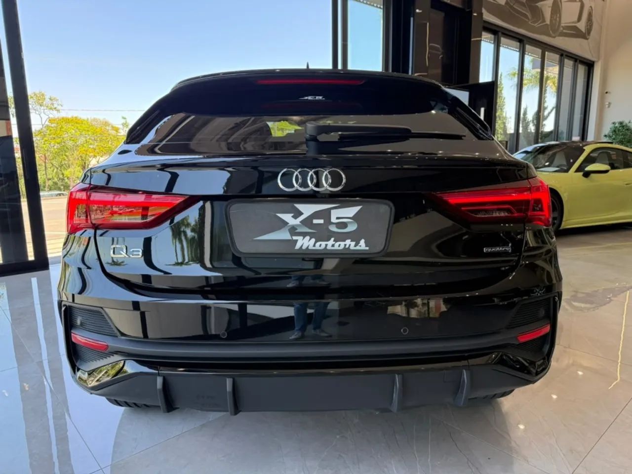 Audi Q3 SPB Perf. Black 2.0 TFSI Tipt. Quat., foto 9 de 18