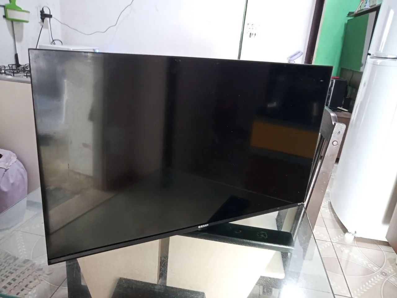 TV Semp Toshiba 32 polegadas com defeito na tela - Foto 4