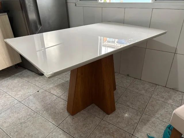 Mesa de jantar 6 lugares 