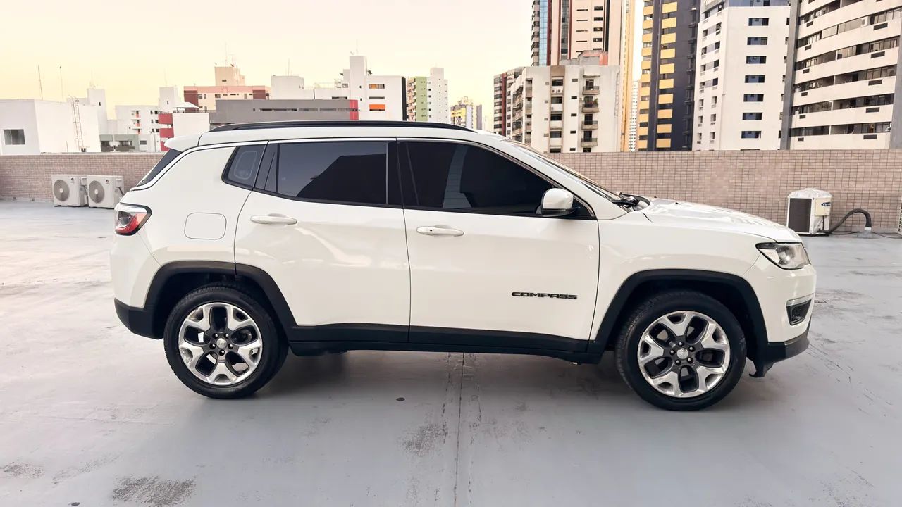 Jeep Compass Longitude 2.0 4X2 Flex 16V Aut. 2019 - Foto 4