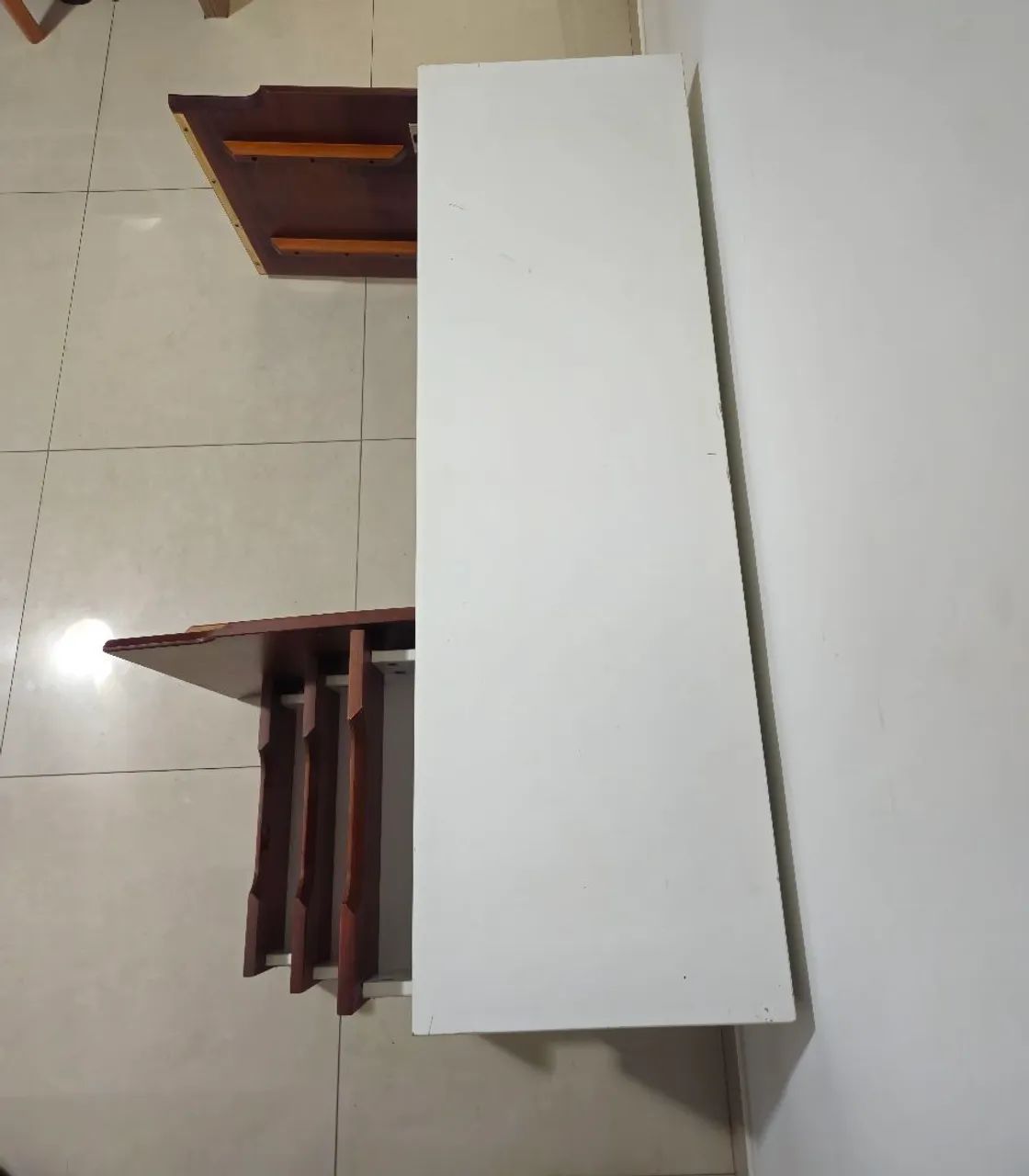 Buffet Tok&Stok 2 Portas e 3 Gavetas - Madeira e Branco - Foto 3