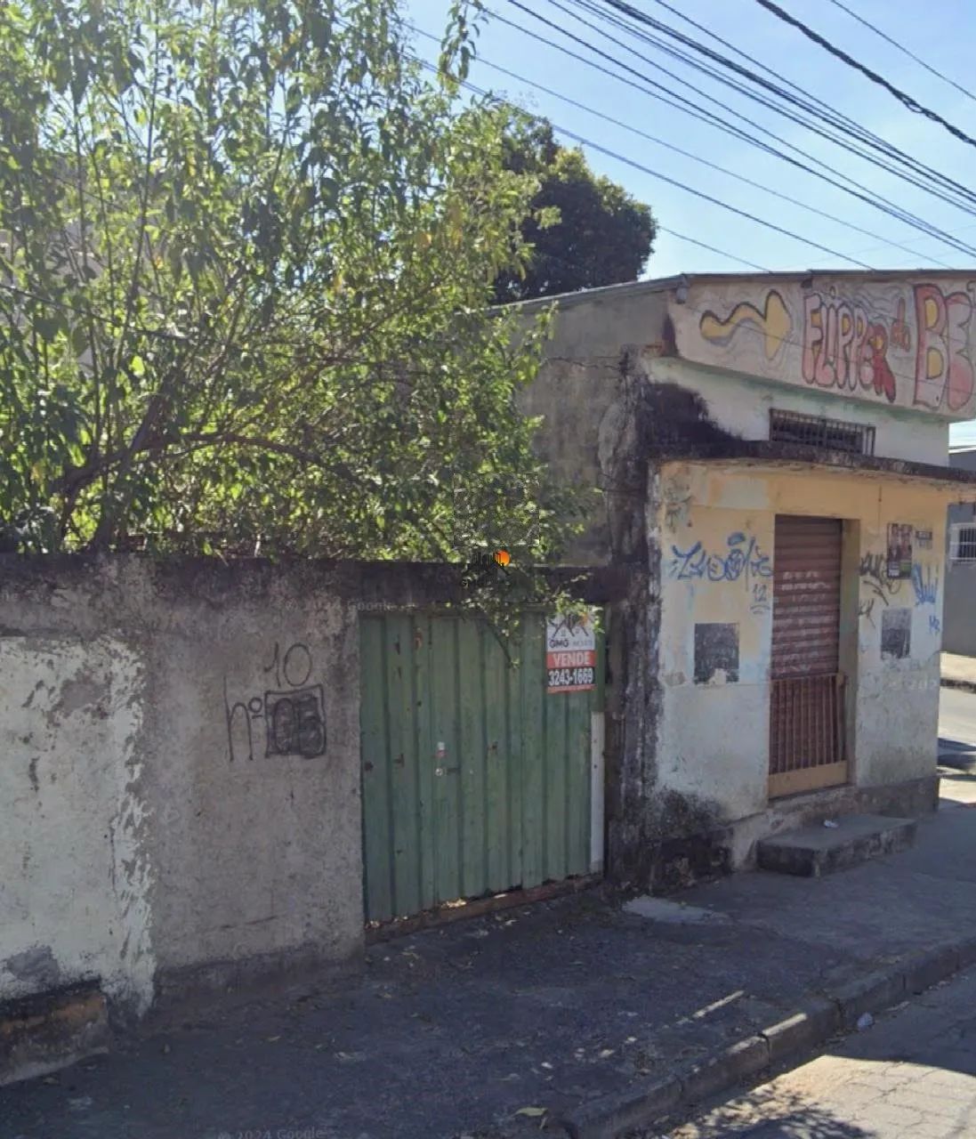 Lote de Esquina com 429 m² - Foto 2