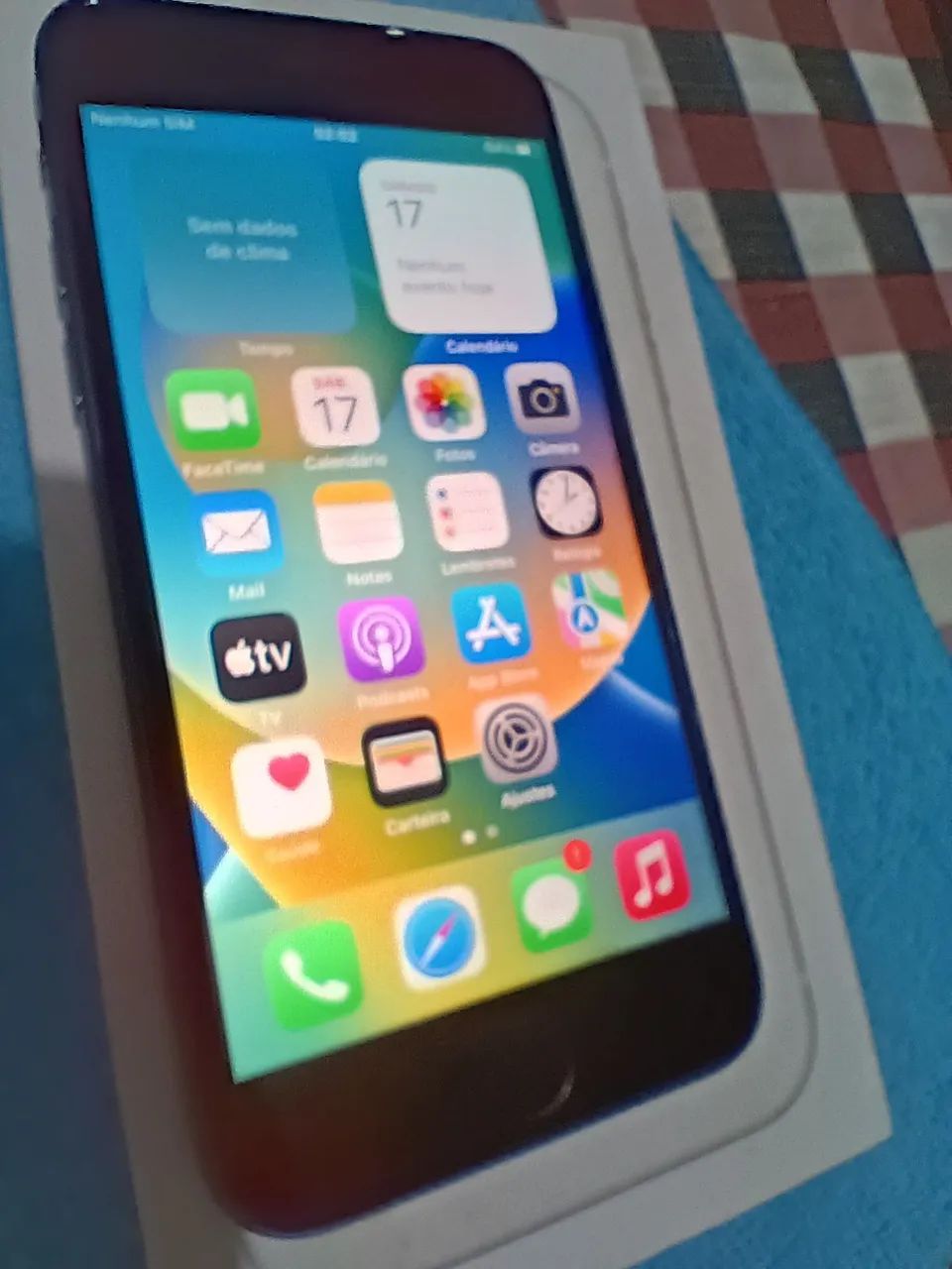 iPhone 8