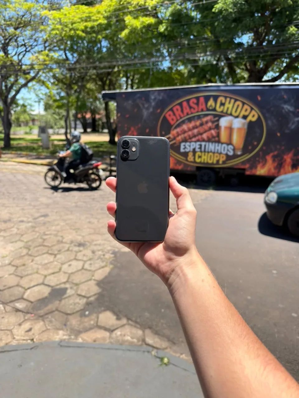 iPhone 11