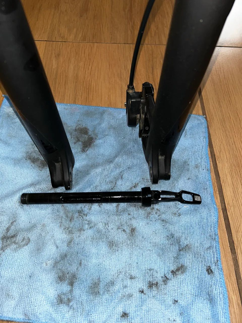 Suspensão Rockshox Reba - Foto 3