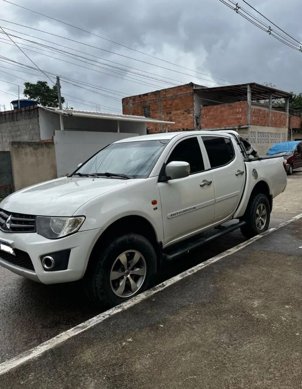 Mitsubishi L200 2013