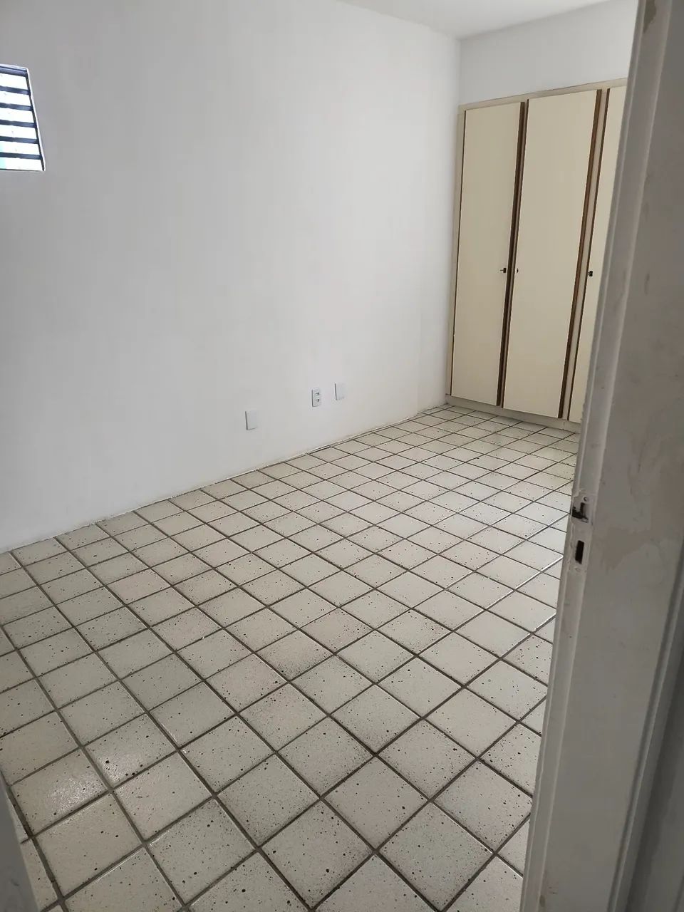 Alugo apt 120 m,  3 qrt 1st, Boa Viagem perto do Bode entre amigos - Foto 7