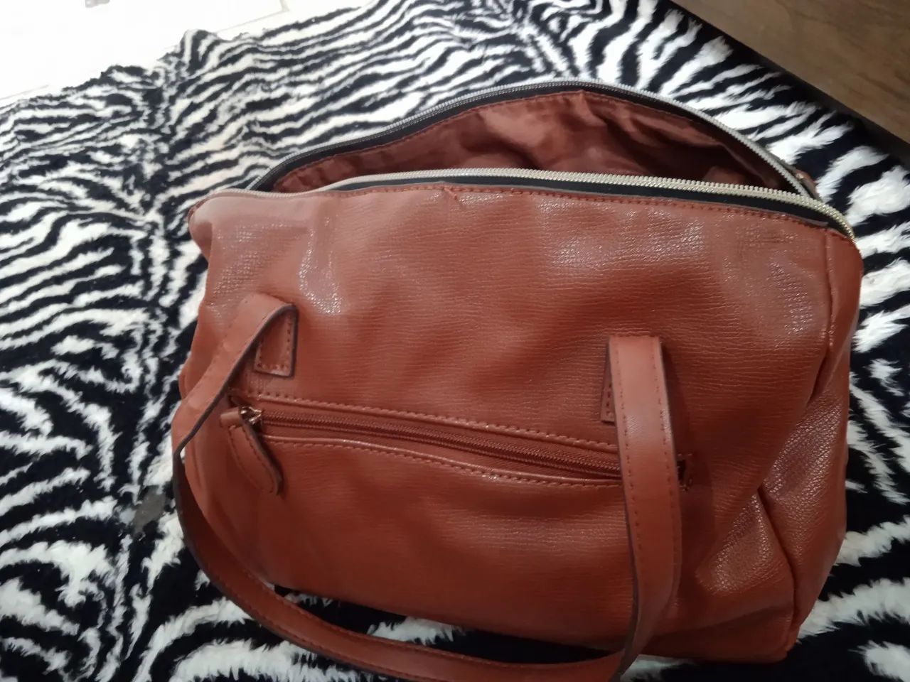 Bolsa marrom chenson 