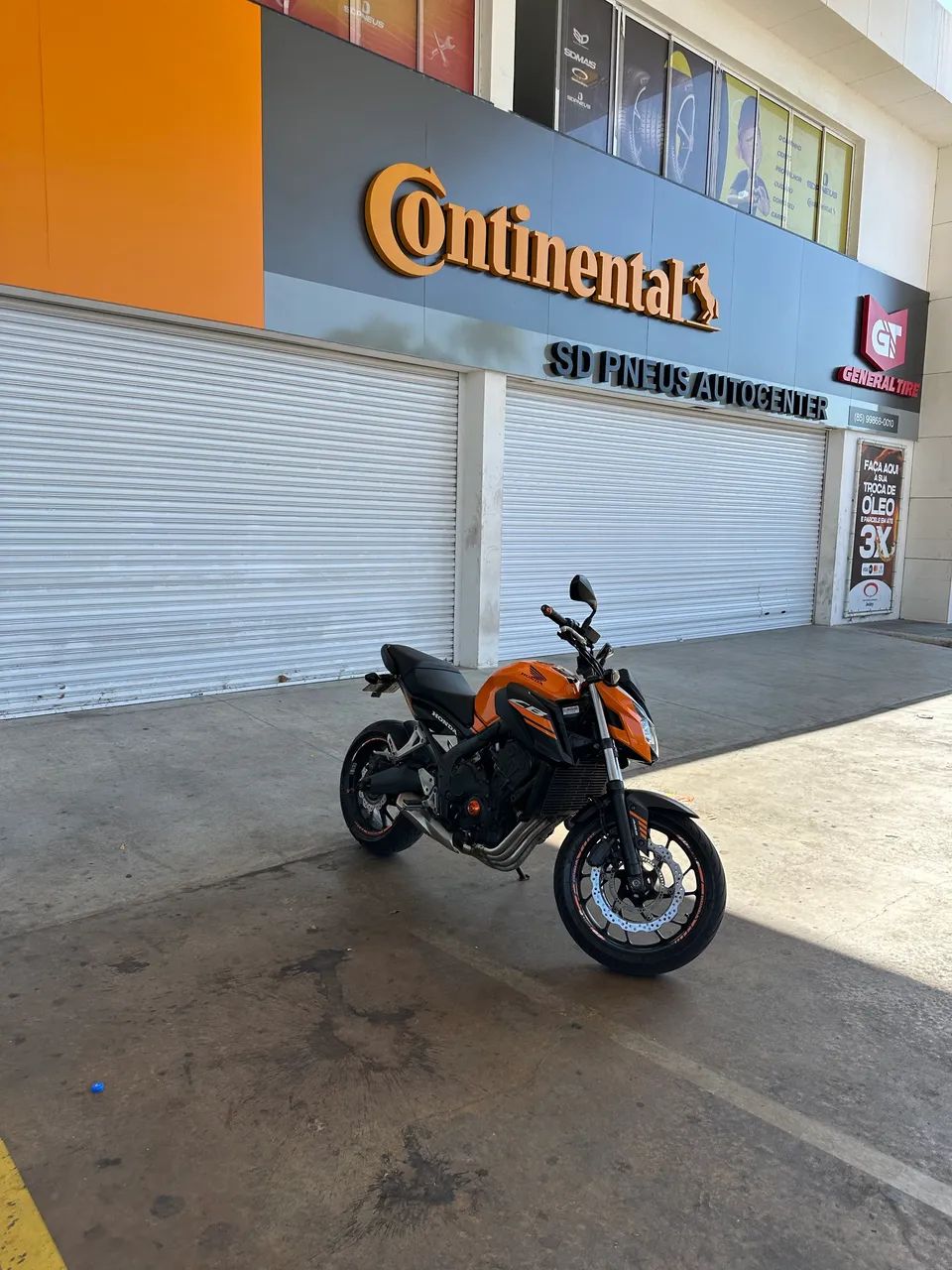 CB 650F - Foto 3