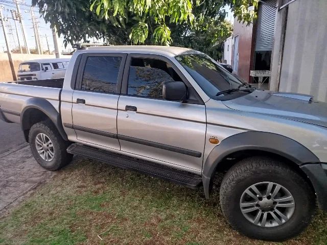 Mitsubishi L200 2006