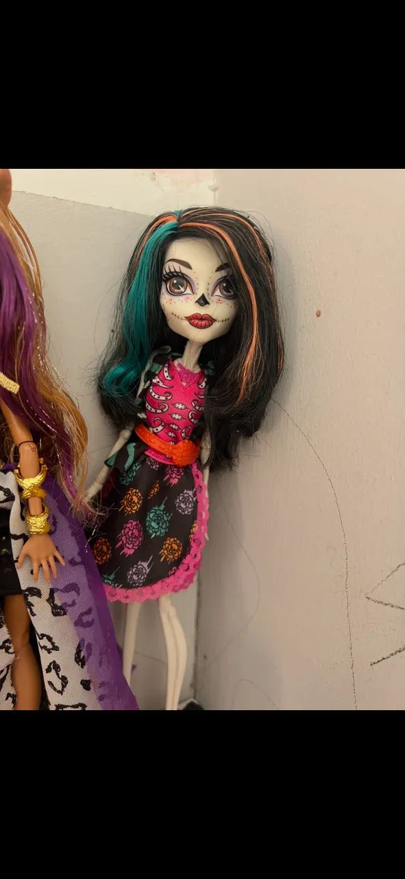  bonecas  monster High Clawden 13 desejos  - Foto 4