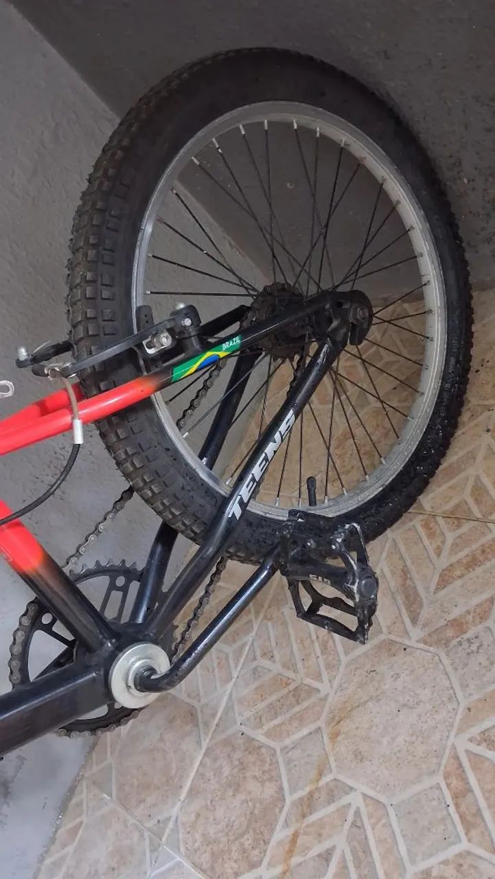 Bicicleta Queen BMX cross Aro20   - Foto 3