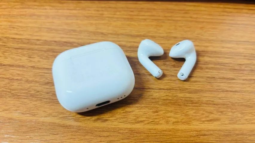 Airpods 4 - Com cancelamento de ruído - Foto 2