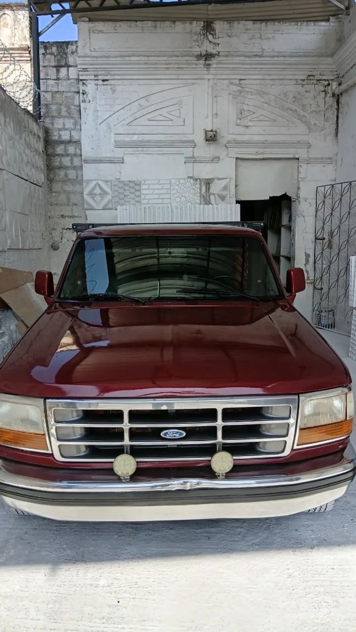 Ford F-1000 F-1000 XLT CE 4.9i 1997