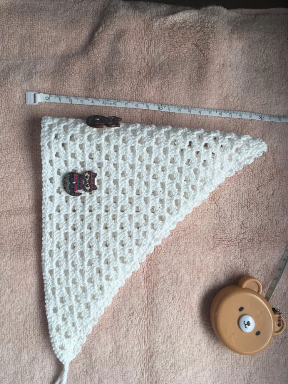 Bandana / Lenço de Crochê Branca - Acho Que Vi Gatinhos - Foto 4