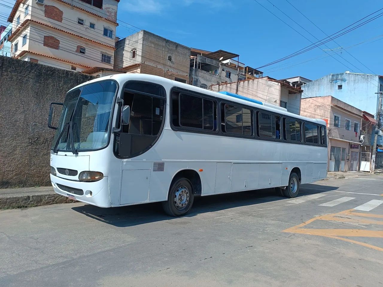 Ônibus rodoviário motor dianteiro com Ar