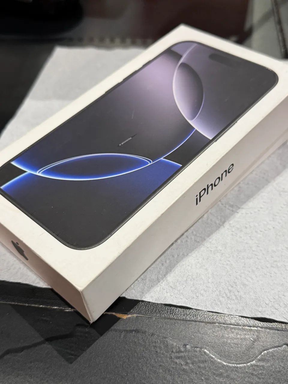 iPhone 16 Pro 512GB - usado em excelente estado 
