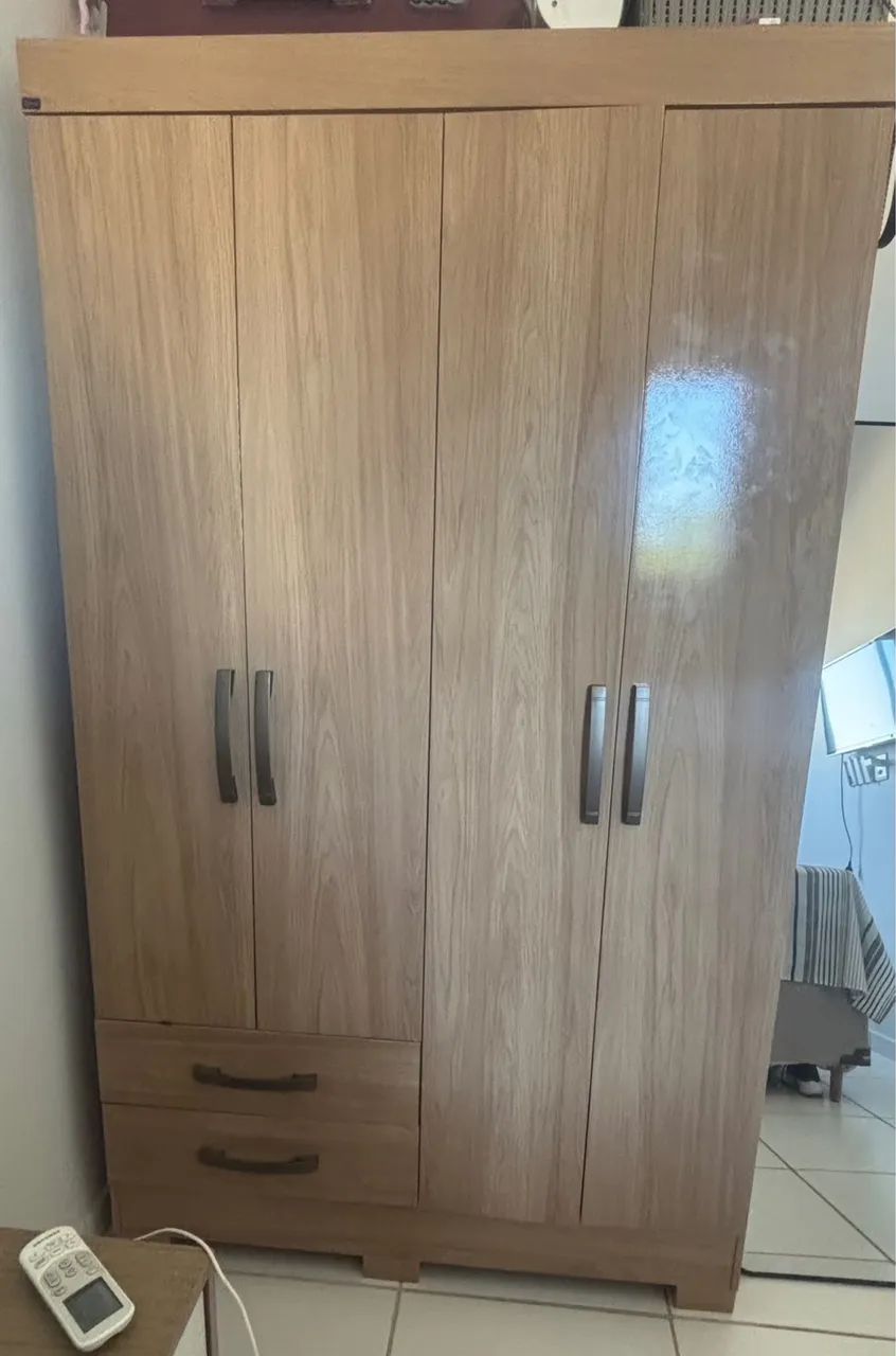 Guarda roupa zero