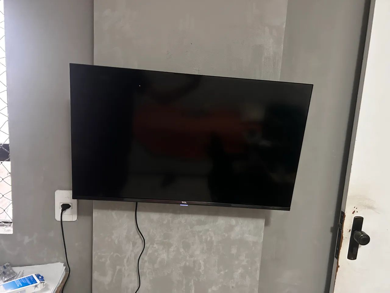 TV TCL 32? COM DEFEITO ( LEIA A DESCRIÇÃO! )