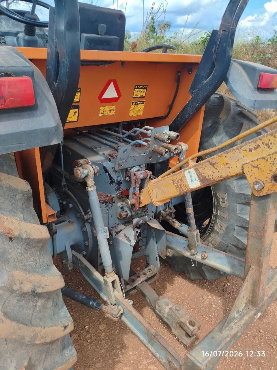 Trator traçado  - Foto 4