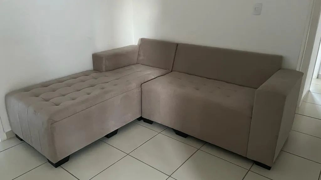 Sofá em L - Muito Conservado | Apenas 1 Ano de Uso