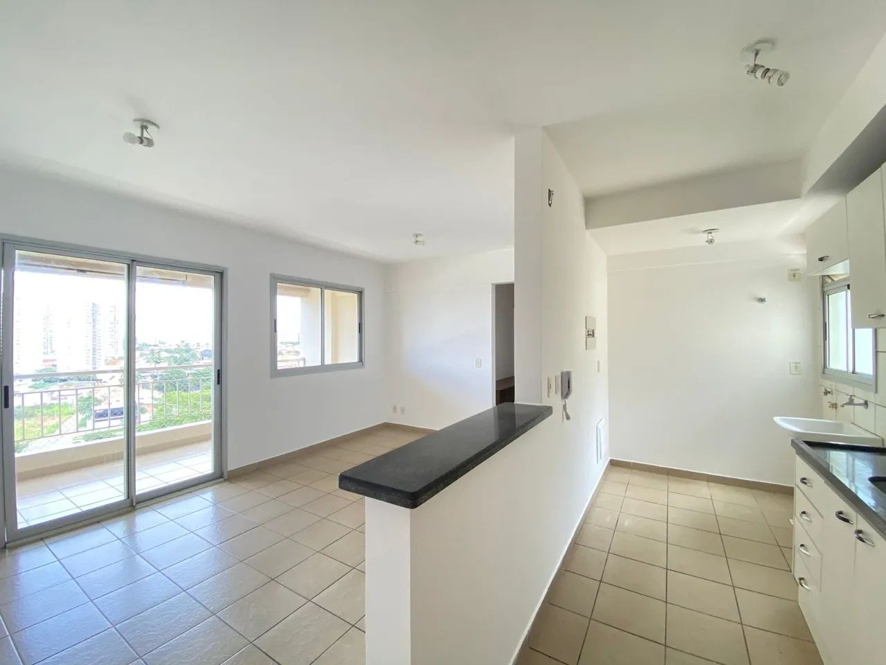 Apartamento 03 Quartos Suíte Sacada 77,37m² Condomínio Ambient Park Residencial Celina Par