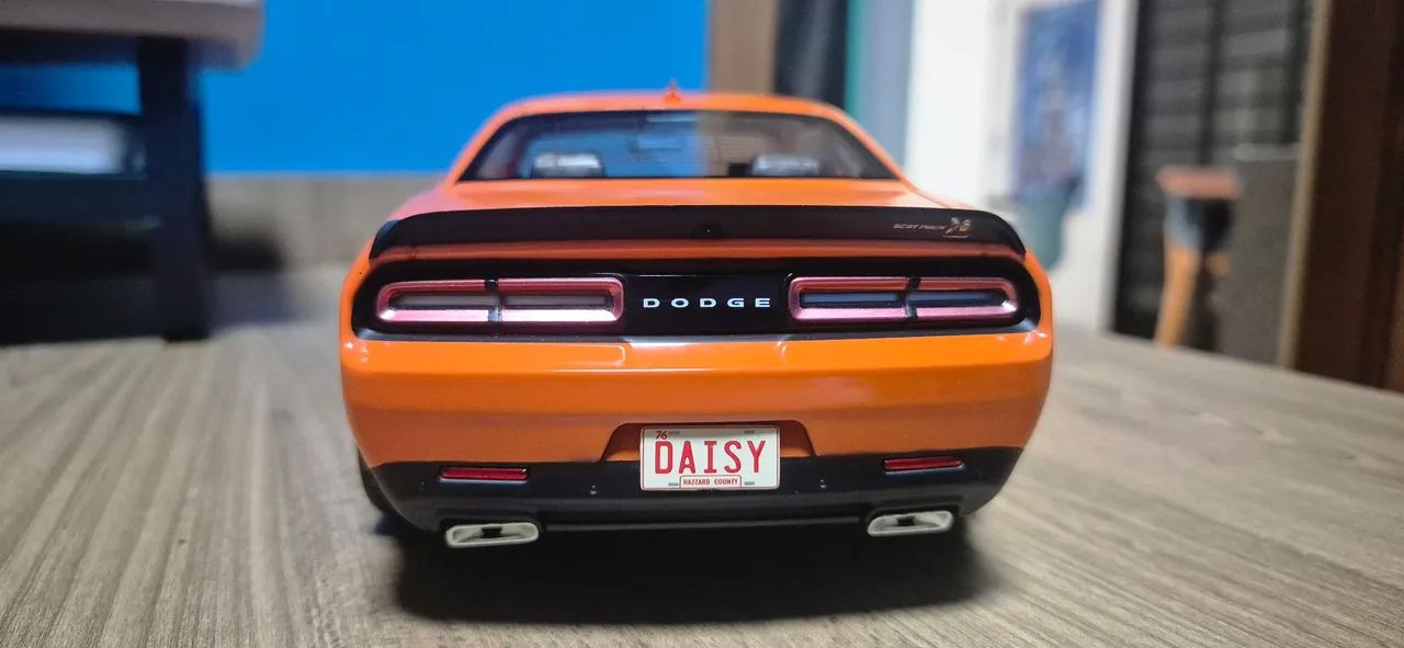 Miniatura solido 1 18 Dodge Challenger  - Foto 5