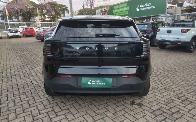 Volvo EX30 E60 Plus (elétrico) 2024 - Foto 4