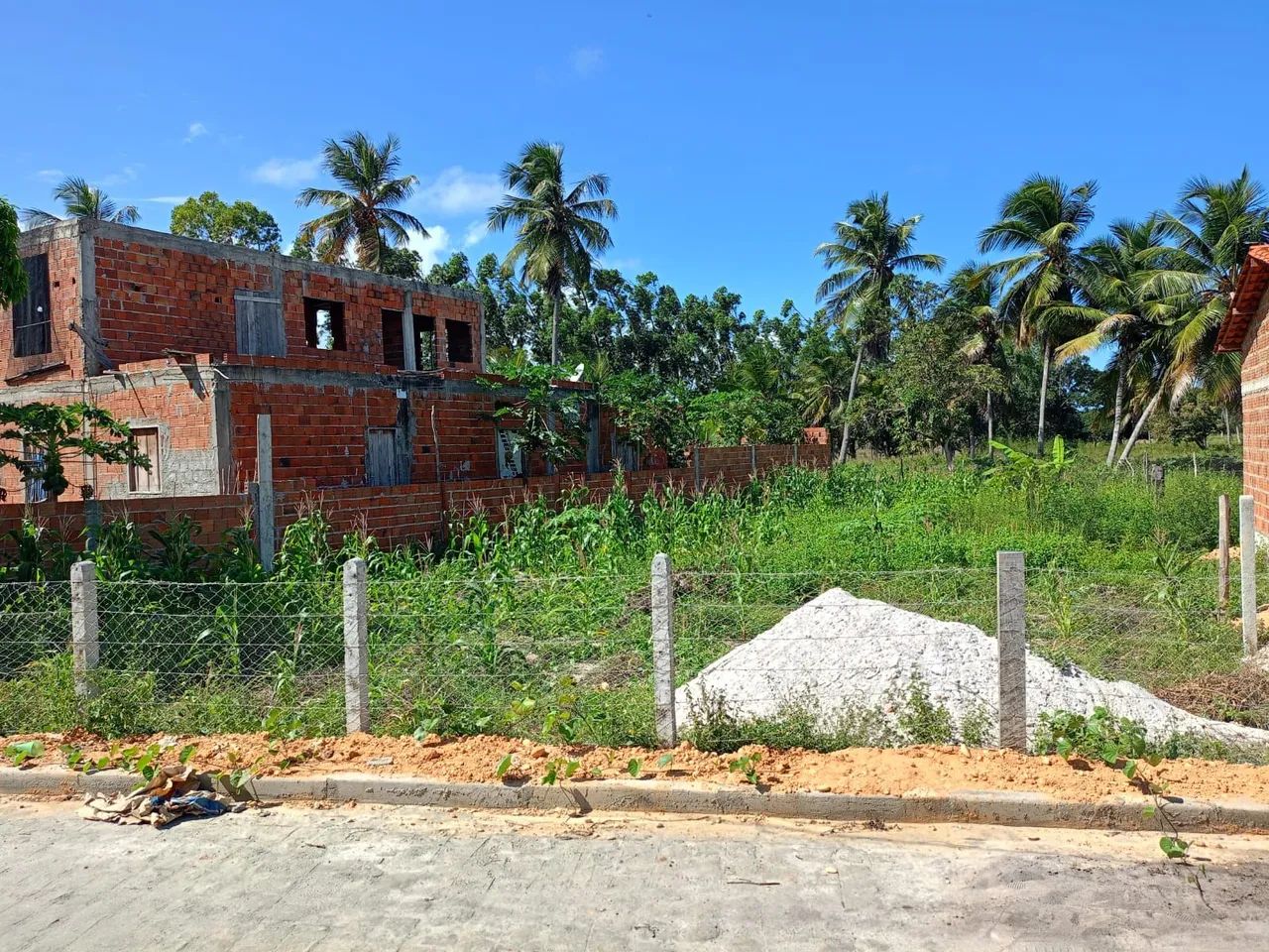 Terreno em Ponta dos Mangues, Pacatuba-SE.