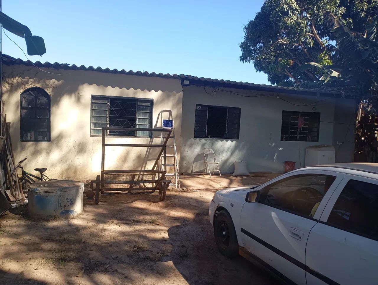 Vendo ou troco casa